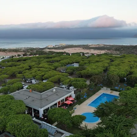 Parque De Campismo Orbitur Guincho 3*