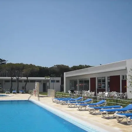 Parque De Campismo Orbitur Guincho 3*